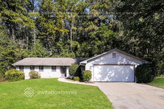 3919 Prestwick Ct, Snellville, GA 30039