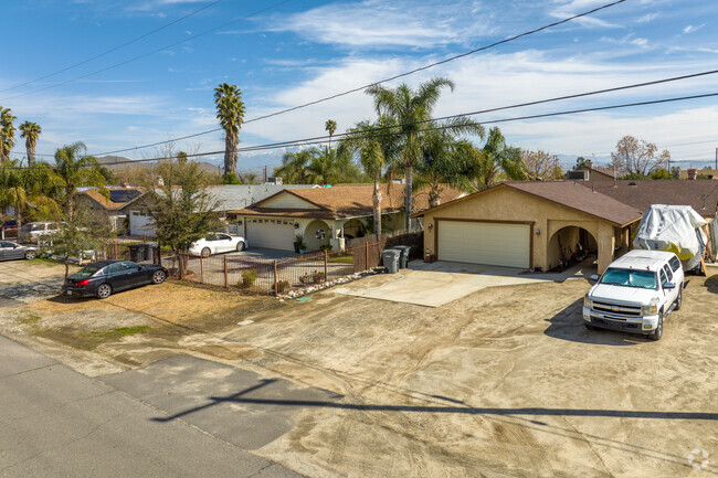 Relish the rural charm with modern touches in Lakeview, Perris homes.