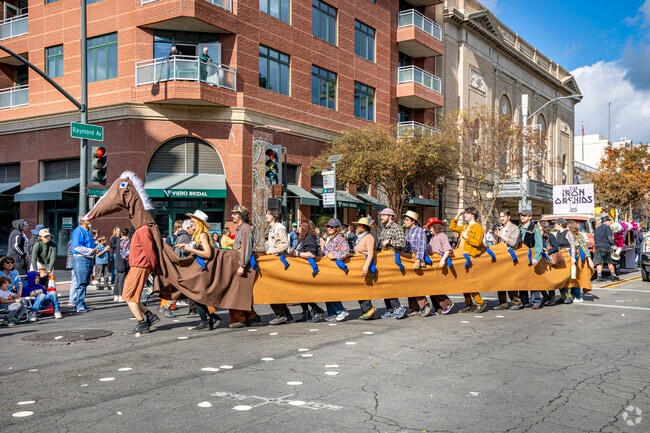 Historic Highlands residents enjoy one of Pasadena's many local parades.