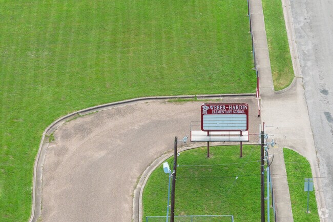 Mathis Elementary School is located at 315 South Duval Street in Mathis, TX.