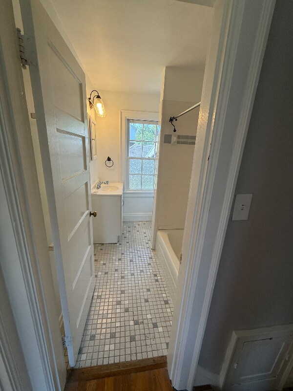 3919 Beech St, Cincinnati, OH 45227 - photo 6