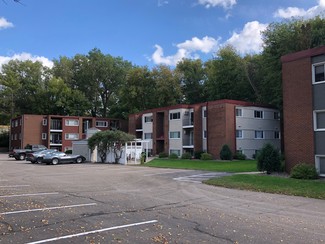 110 Circle A Dr S Unit 230, Wayzata, MN 55391