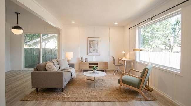 3016 W Roxbury St unit B, Springfield, MO 65807 - photo 7