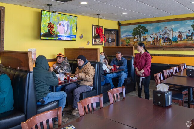 El Paisita is a lively restaurant in Loxley at lunch time.