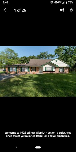 Front of the house. There are 4 units.