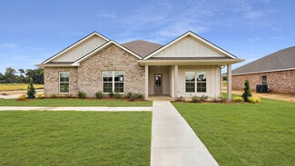 110 Horseshoe Blvd, Clinton, MS 39056