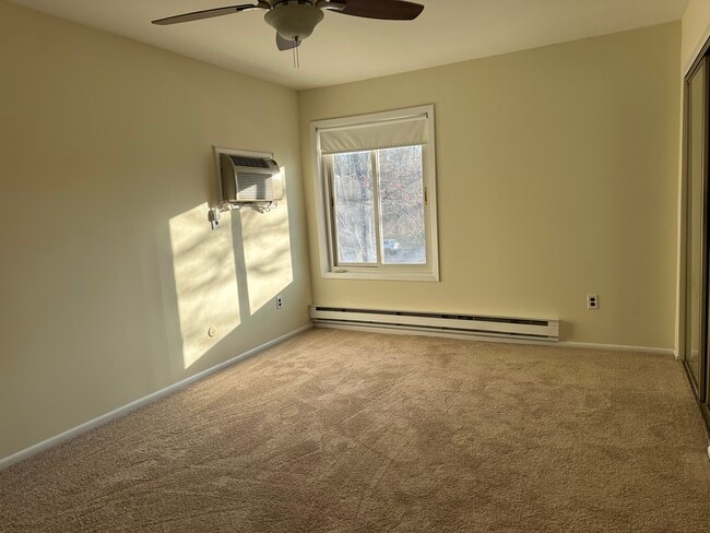 156 Cross Slope Ct unit K, Manalapan, NJ 07726 - photo 7