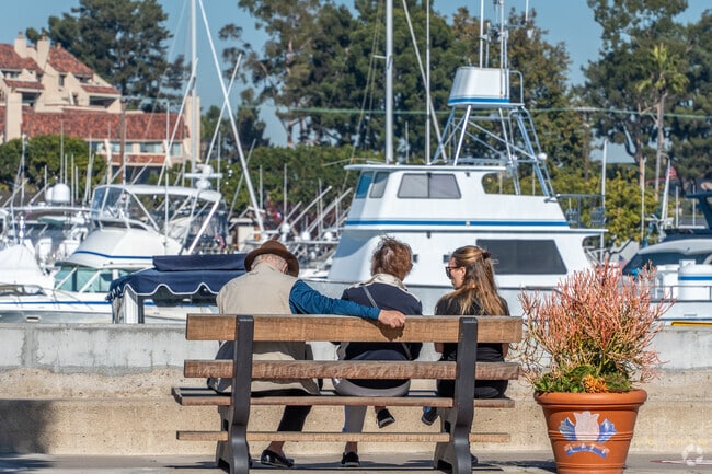 Balboa Island’s walkable streets are ideal for soaking in the coastal charm.
