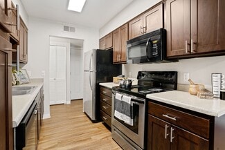 880 E Canyon Ridge Way, Midvale, UT 84047