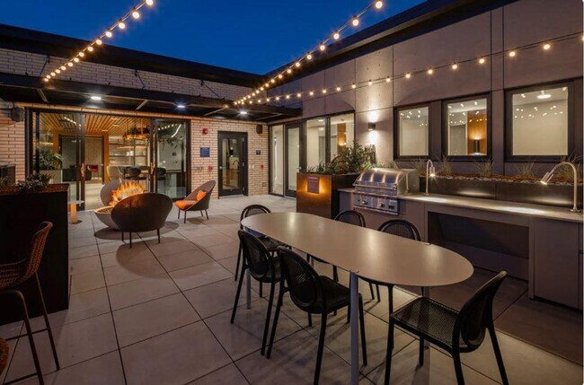 1985 NW Savier St unit ID1267695P, Portland, OR 97209 - photo 4