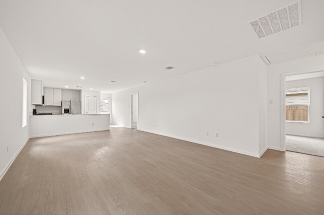 14856 N Ascot Bnd Cir, Conroe, TX 77306 - photo 7