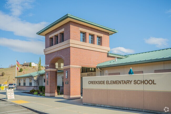 Creekside Elementary is dedicated to developing a community of learners near East Contra Costa.