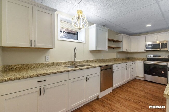 139 Ladue Oaks Dr, Saint Louis, MO 63141 - photo 3