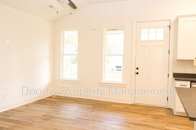 905 W 39th St unit B, Chattanooga, TN 37410 - photo 6