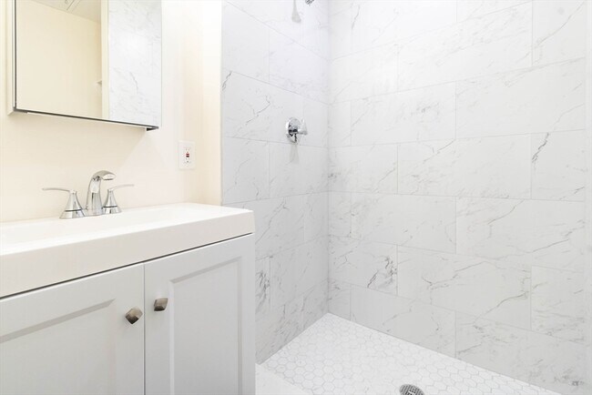24 Peterborough St unit 33, Boston, MA 02215 - photo 5