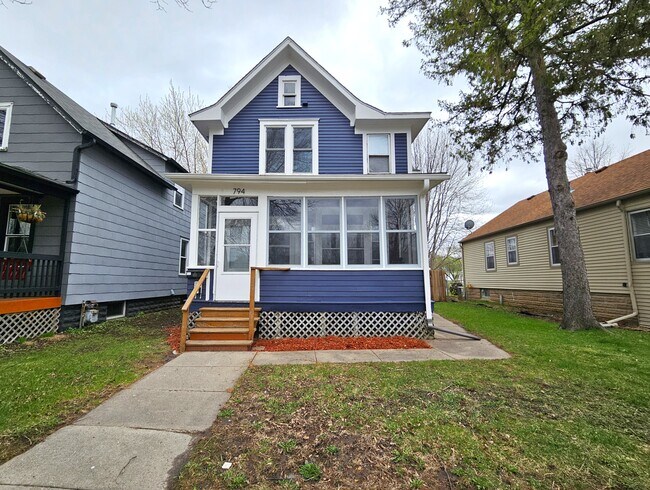 794 Bayard Ave unit 794 Bayard 2, Saint Paul, MN 55102 - photo 2
