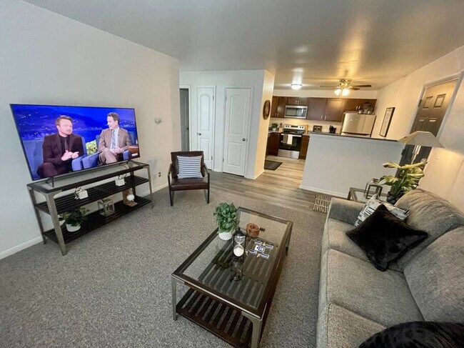 1135 High Ave unit ID1253092P, Oshkosh, WI 54901 - photo 3