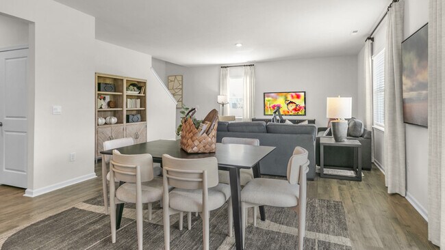 301 Hanging Elm Ln, Fuquay-Varina, NC 27526 - photo 7