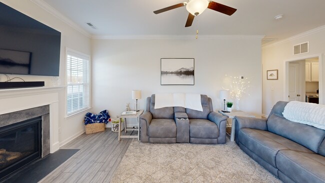 1952 Channel St, Graham, NC 27253 - photo 3