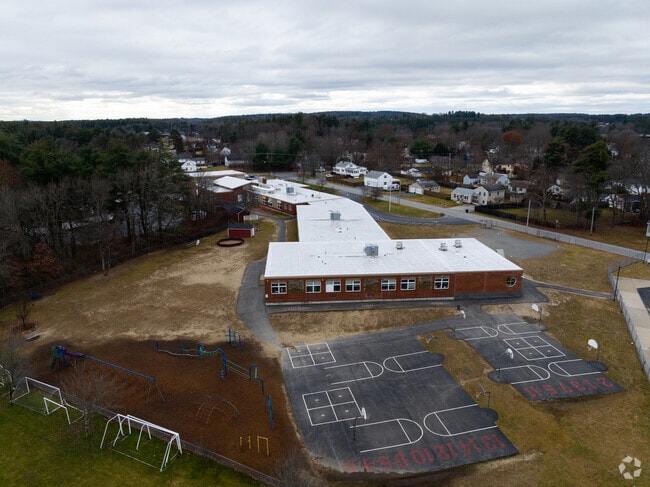 Dr. Lewis Soule school located in Salem, NH serves grades K-4.