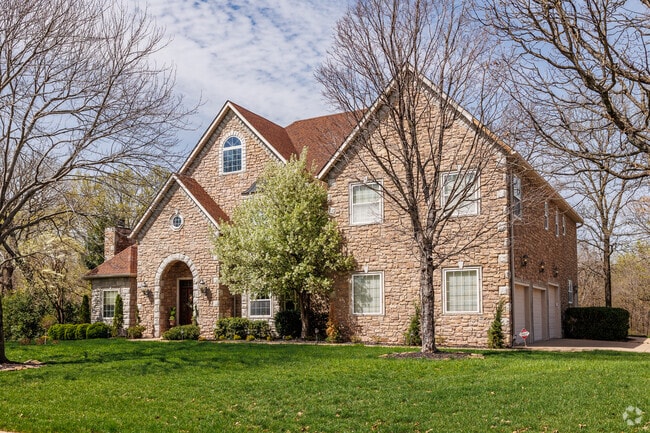 Large, custom built homes bring variety to Briarbrook housing options.