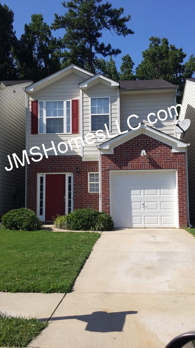 2815 Windsor Forrest Ct, College Park, GA 30349