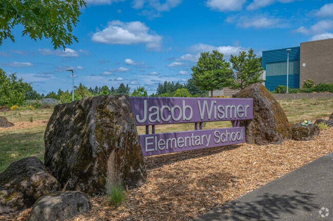 Jacob Wismer Elementary School sign in Portland, Oregon.