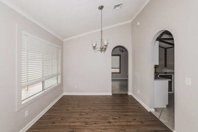 6528 W Grandview Rd, Glendale, AZ 85306 - photo 5