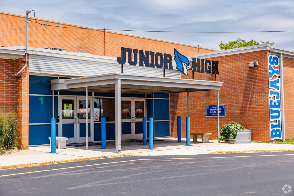 Marshfield Junior High School students are encouraged to develop their character.