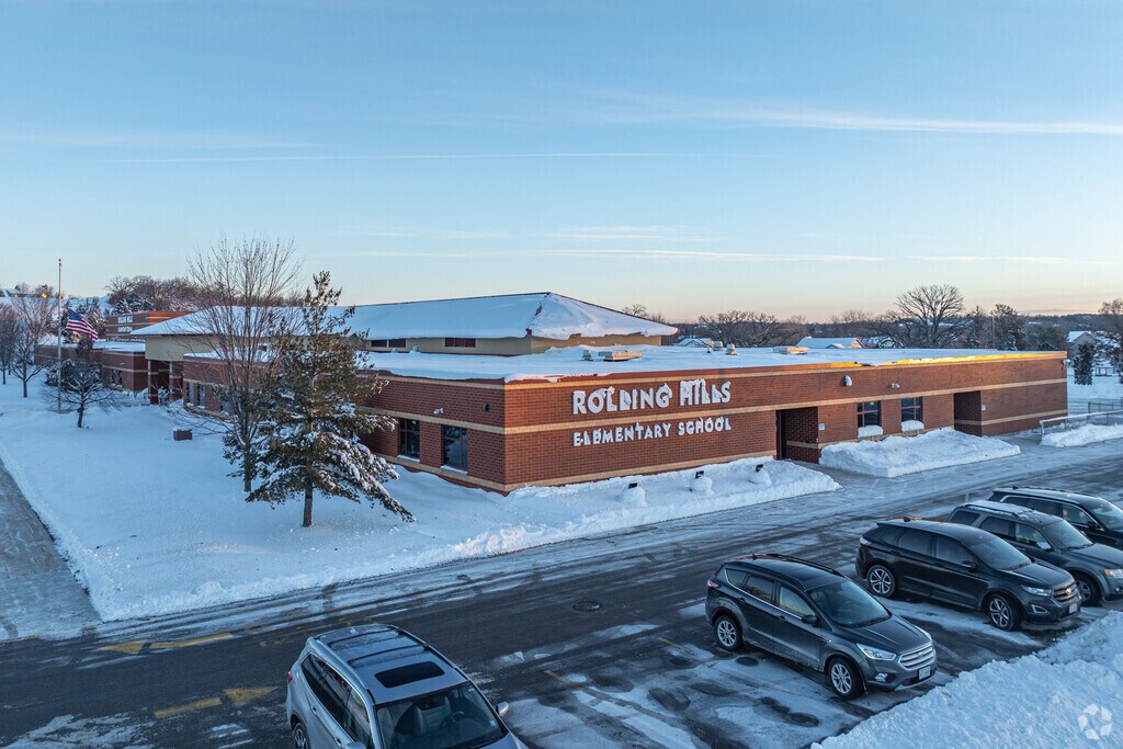 Rolling Hills Elementary School in Mukwonago was constructed in 2001.