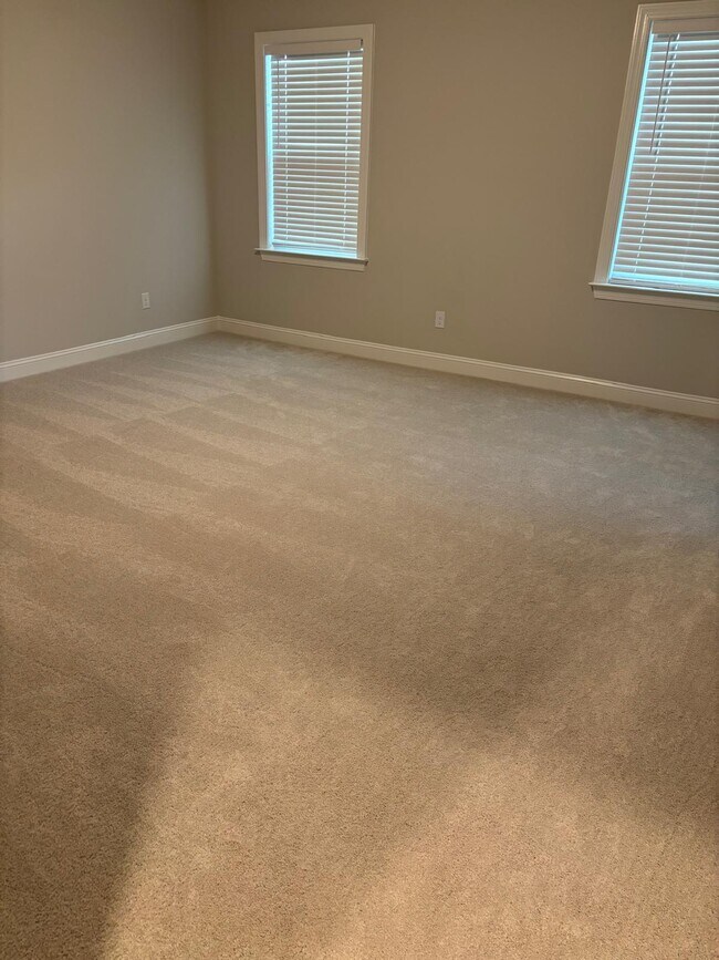 769 Emerald Bay Cir, Raleigh, NC 27610 - photo 4