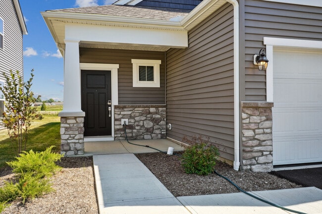 7153 Unitas Loop, Powell, OH 43065 - photo 2