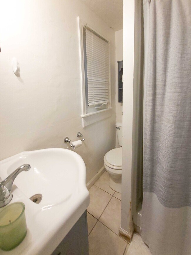 2359 Old Iroquois Trail unit A, Hastings, MI 49058 - photo 7