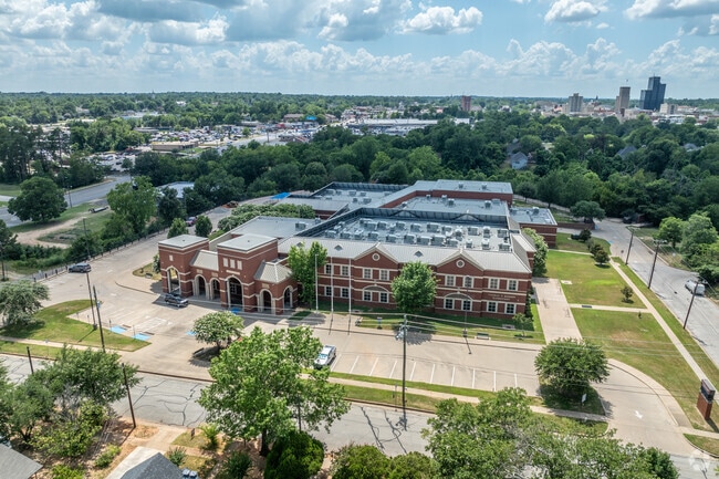 Bonner Elementary School sit just outside Downtown Tyler.
