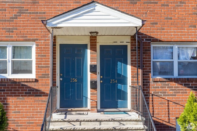 227 S 7th Ave, Highland Park, NJ 08904 - photo 2