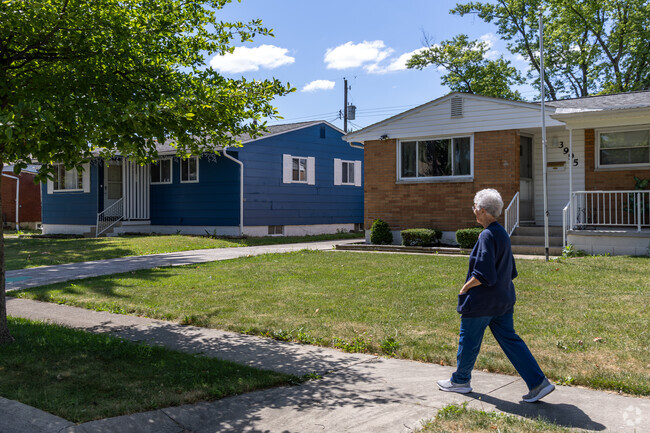 Residents in Georgian Heights enjoy mid day walks through the neighborhood.