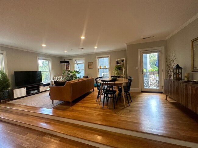 22 Linden Ave unit 2, Somerville, MA 02143 - photo 6