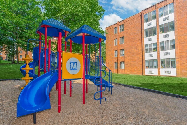 Sagamore Hills, Middletown, CT 06457 - photo 5