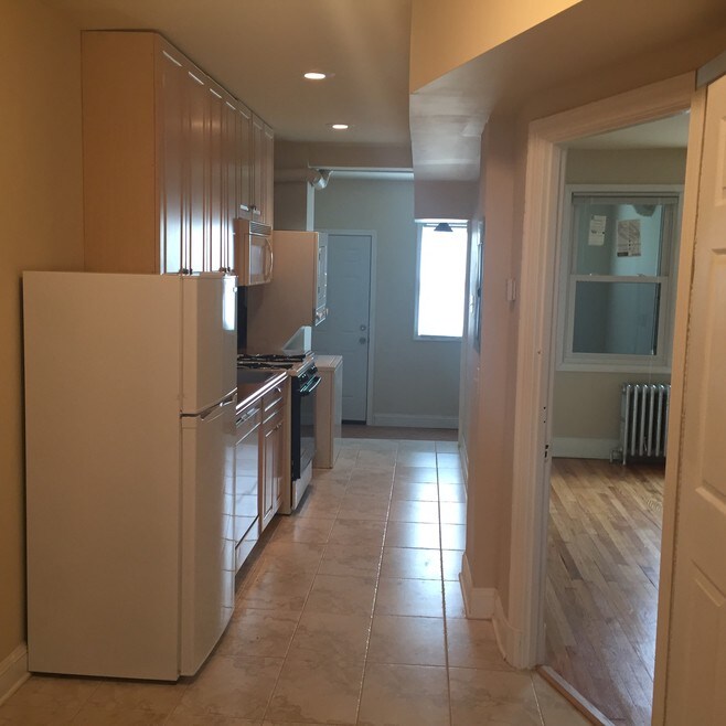 2821 7th St NE unit 2, Washington, DC 20017 - photo 1