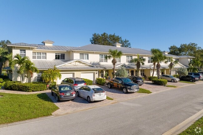 2543 Creekside Dr, Fort Pierce, FL 34981 - photo 4