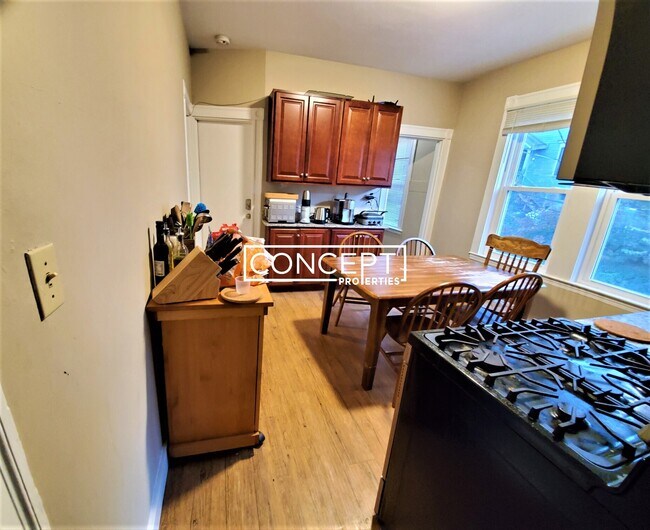 6 Sunset St unit 2, Roxbury Crossing, MA 02120 - photo 5
