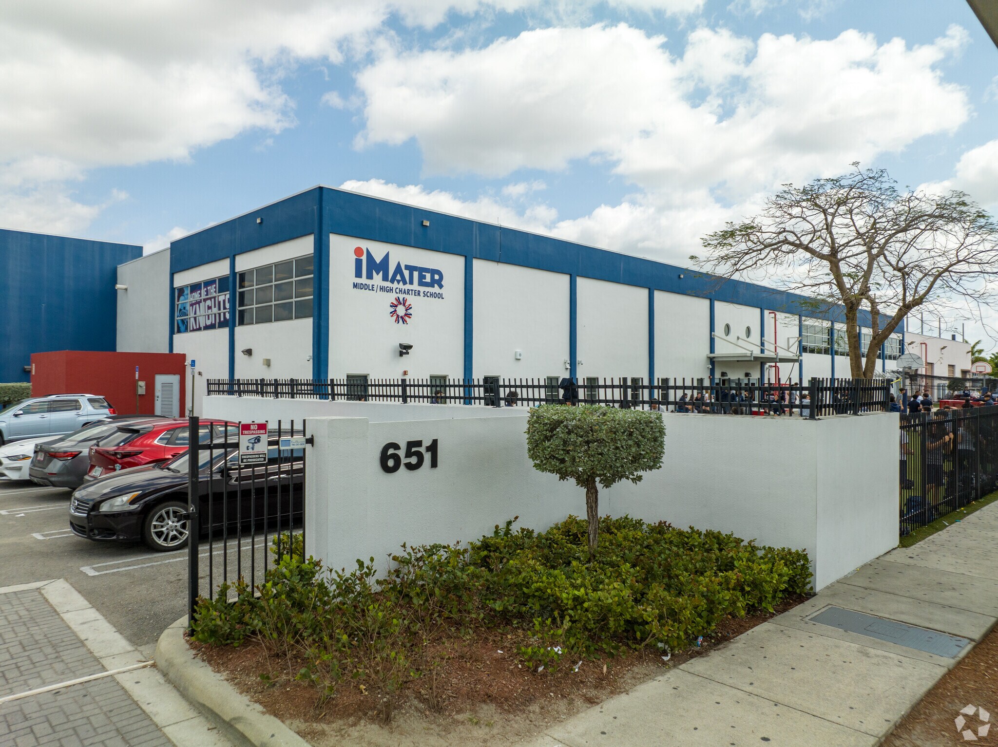 IMater Academy Charter Middle and High School is designed to engage and motivate every student in Seminola City of the greater City of Hialeah.
