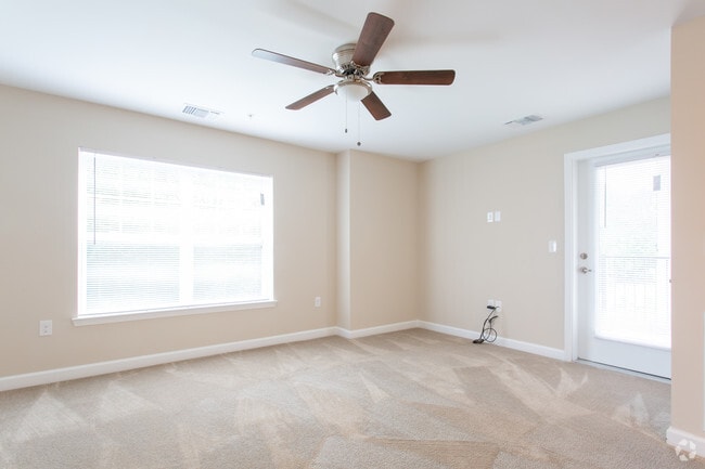 2BR, 1.5BA - 1037