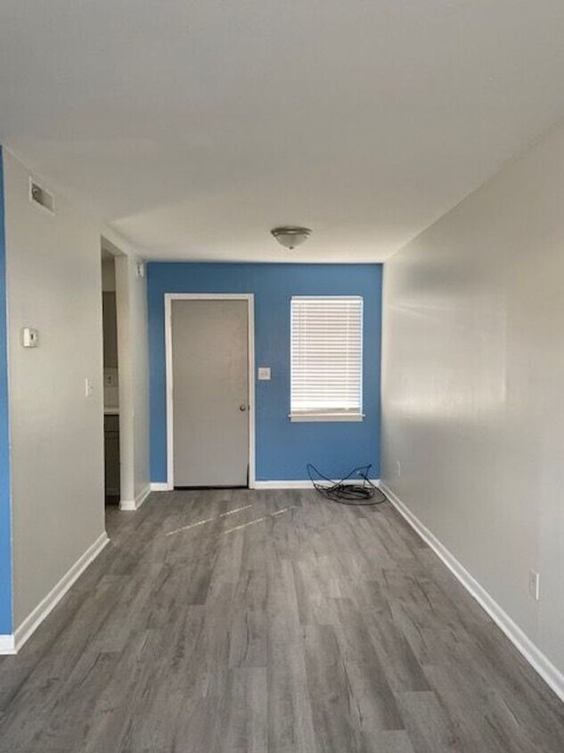 Oaks at Florence 318 1/2 Royal St, Florence, SC