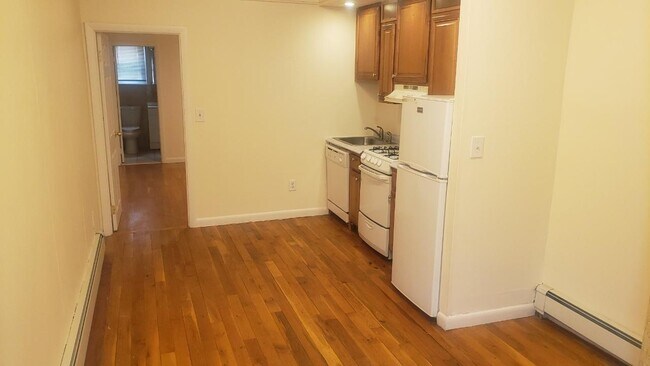 304 Beacon St unit B, Boston, MA 02116 - photo 3