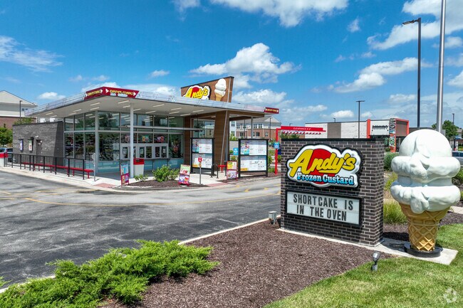 Enjoy a sweet treat and Andy's Frozen Desserts near Carillon Club.