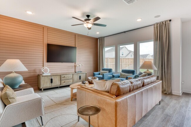 101 Yale St unit 36463806, Seguin, TX 78155 - photo 6