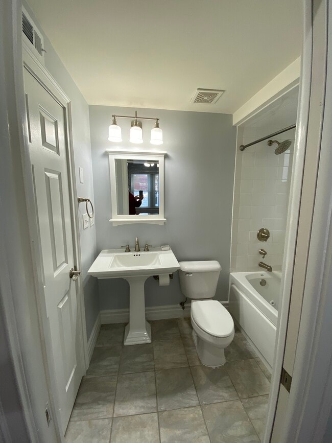 7739 Kingsbury Blvd unit 12, Saint Louis, MO 63105 - photo 7