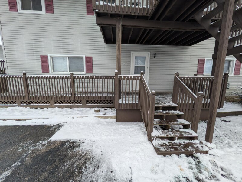 209 W Oak St unit 209 3, Ellettsville, IN 47429 - photo 1