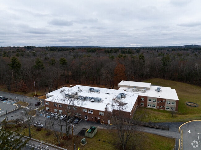 Lancaster Elementary School in Salem, NH serves grades K-5.